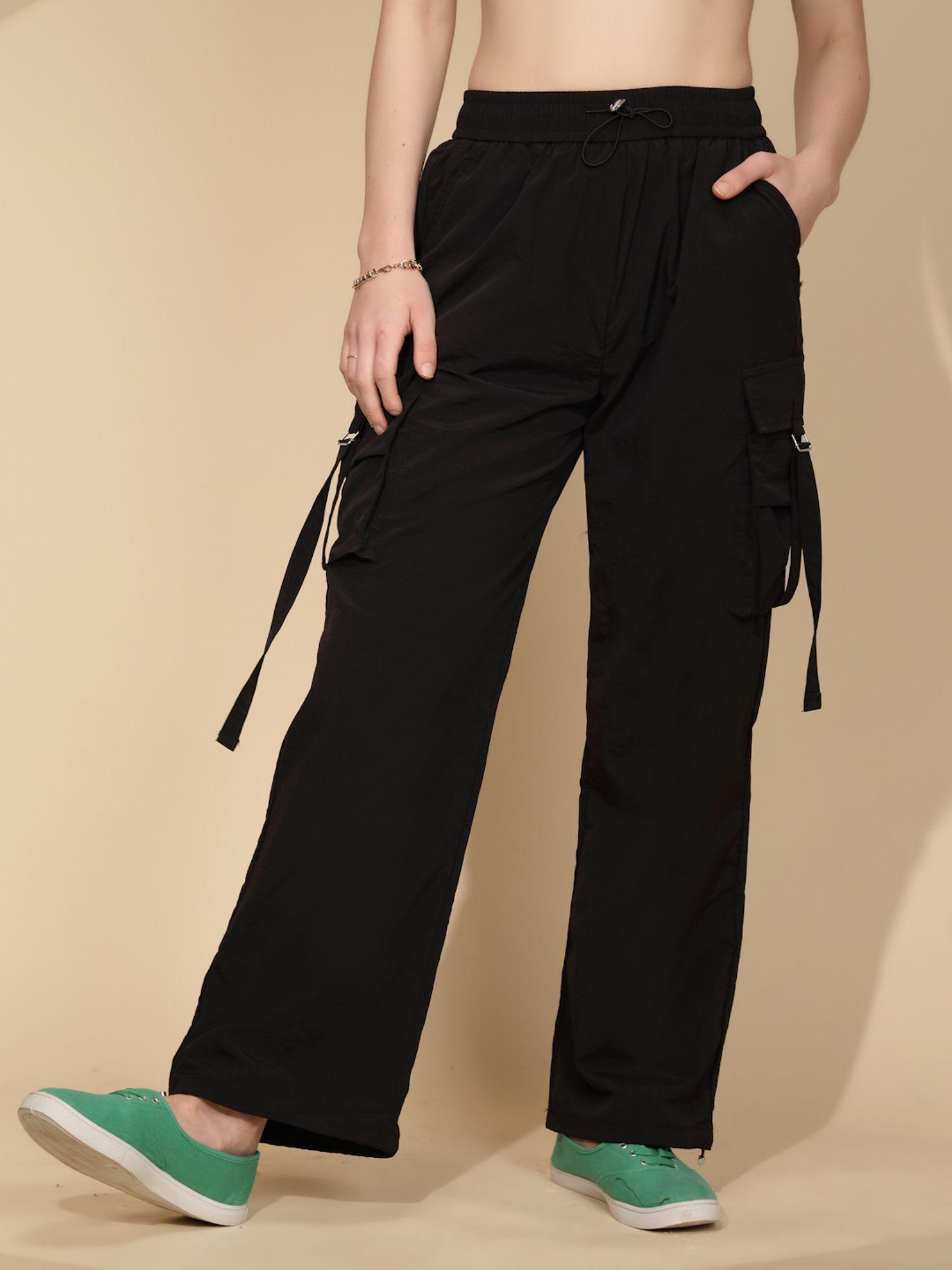 women solid black wide leg cargo pant