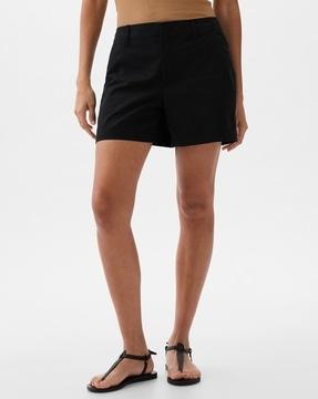 women solid mid-rise utility shorts with pockets