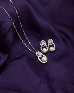 women sterling silver chain with pendant & earrings set