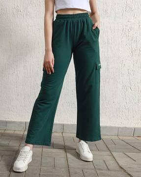 women straight fit flat-front cargo pants