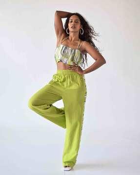 women straight fit pants with elasticated waist