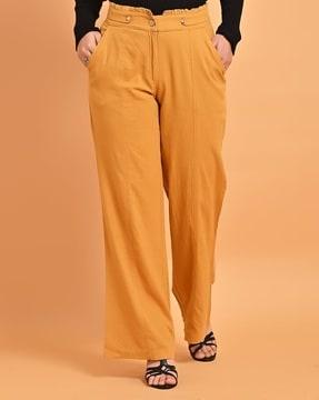 women straight fit pants with insert pockets