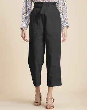 women straight fit pleated pants