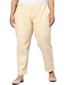 women straight fit pleated trousers with slip pockets