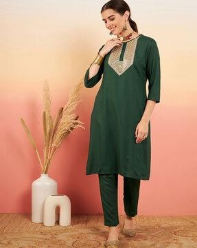 women straight kurta & pants set with embroidery