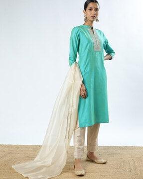 women straight kurta & pants with dupatta