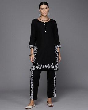 women straight kurta & pants with embroidery