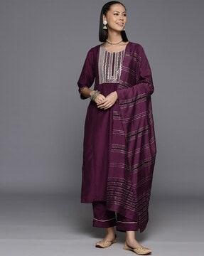 women straight kurta set & dupatta with embroidery