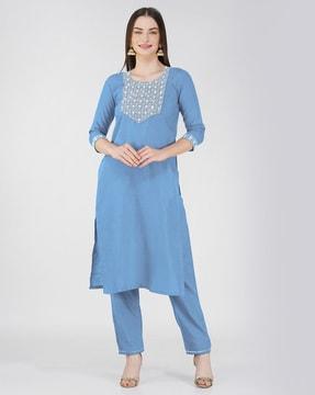 women straight kurta set with embroidery