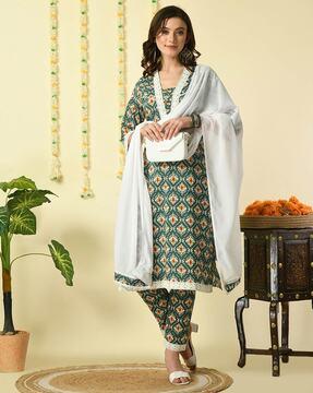 women straight kurta suit set with lace detail