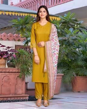 women straight kurta suit set with lace detail