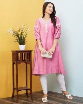 women straight kurta with 3/4th sleeves