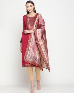 women straight kurta with floral woven dupatta