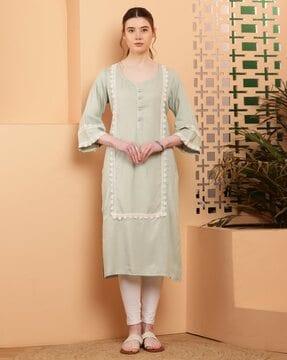 women straight kurta with lace overlay