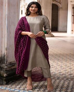 women straight kurta with pants & dupatta