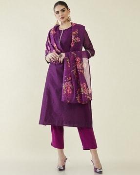 women straight kurta with pants & floral print dupatta
