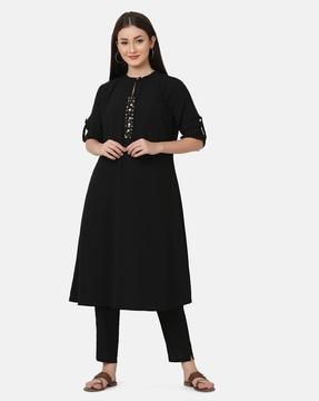 women straight kurta with roll-up sleeves