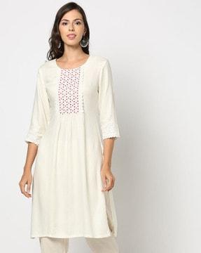 women straight kurta with schiffli embroidered yoke