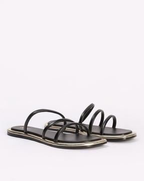 women strappy flat sandals