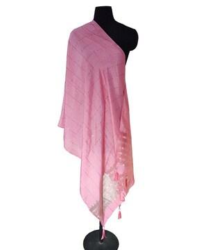 women striped dupatta with contrast border