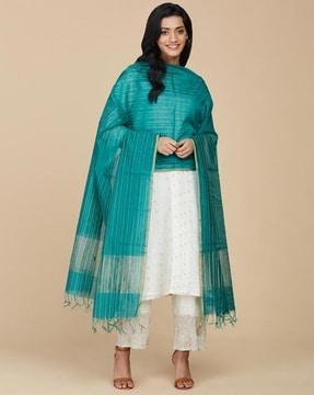 women striped dupatta with tassels