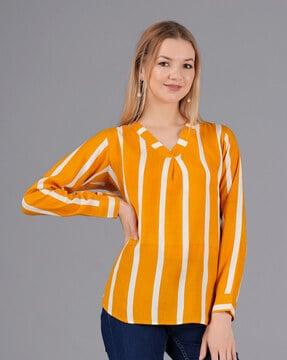 women striped regular fit peplum top