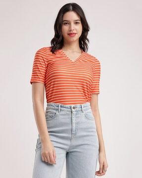women striped regular fit v-neck t-shirt