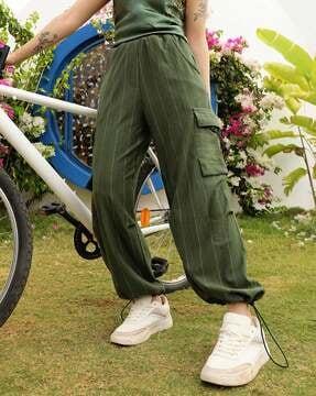 women striped relaxed fit cargo pants with insert pockets