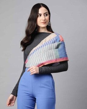 women striped scarf