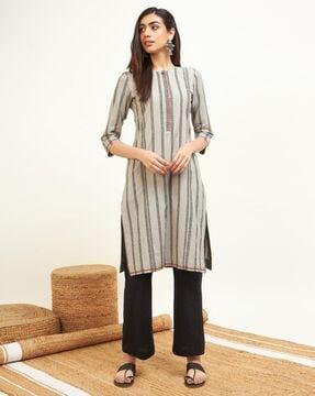 women striped straight kurta & pants set