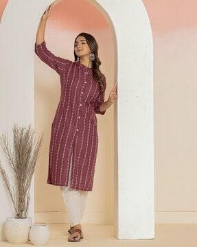 women striped straight kurta set