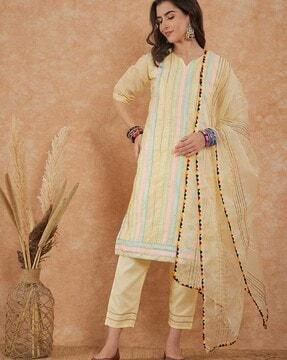 women striped straight kurta set