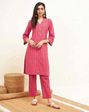 women striped straight kurta set