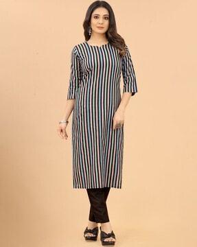 women striped straight kurta set