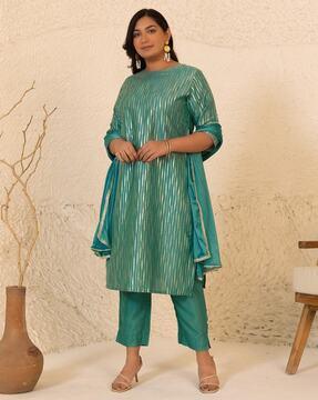 women striped straight kurta set