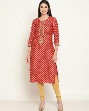 women striped straight kurta with insert pocket