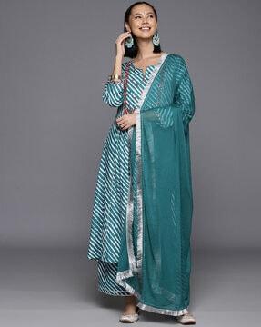 women striped straight kurta with palazzos & dupatta