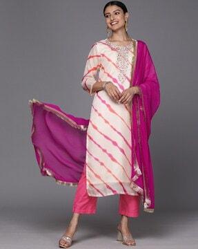 women striped straight kurta with pants & dupatta