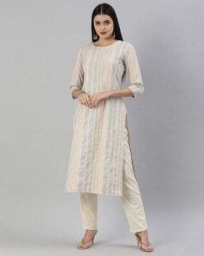 women striped straight kurta with round neck