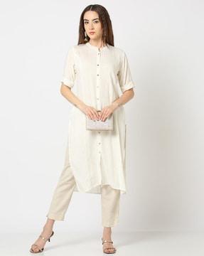 women striped straight kurta