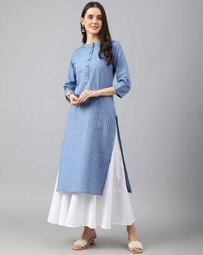 women striped straight kurta