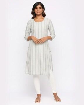 women striped straight kurta