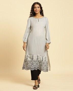 women striped straight kurta