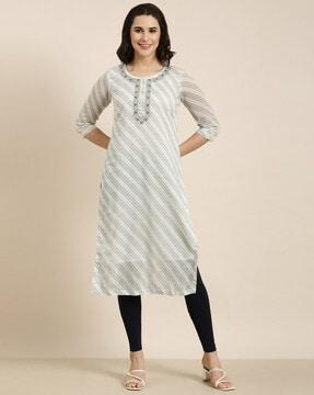 women striped straight kurta