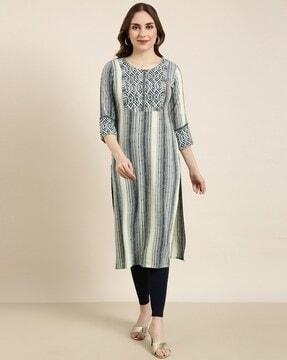 women striped straight kurta