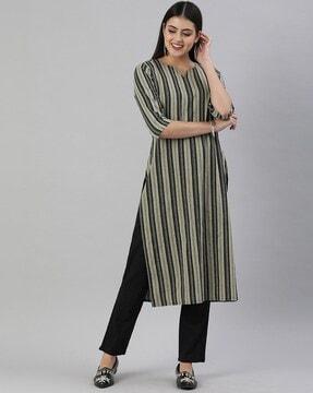 women striped straight kurta