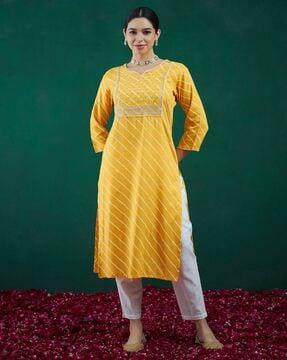 women striped straight kurta