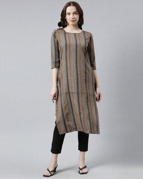 women striped straight kurta