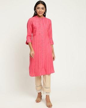 women striped straight kurta