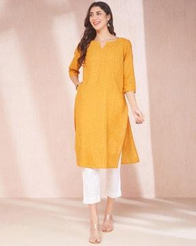 women striped straight kurta